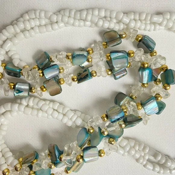 White glass seed bead and aqua dyed shell chunk necklace with goldtone spacers - Picture 7 of 10